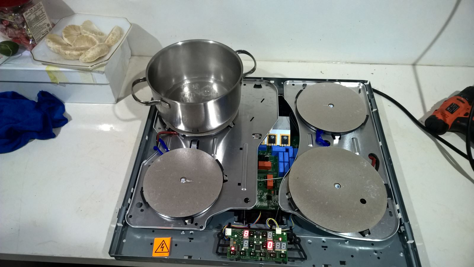 sửa chữa bếp từ bosch tai nhà uy tin khu vuc Gia Lai.